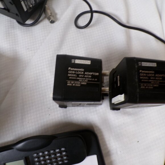 Genuine Panasonic Wv-ad36 Gen-Lock x2 - Picture 3 of 5